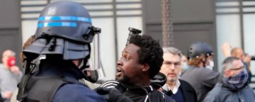 انتقاد مقام فرانسوی از اعمال “تبعیض ساختاری” توسط پلیس این کشور